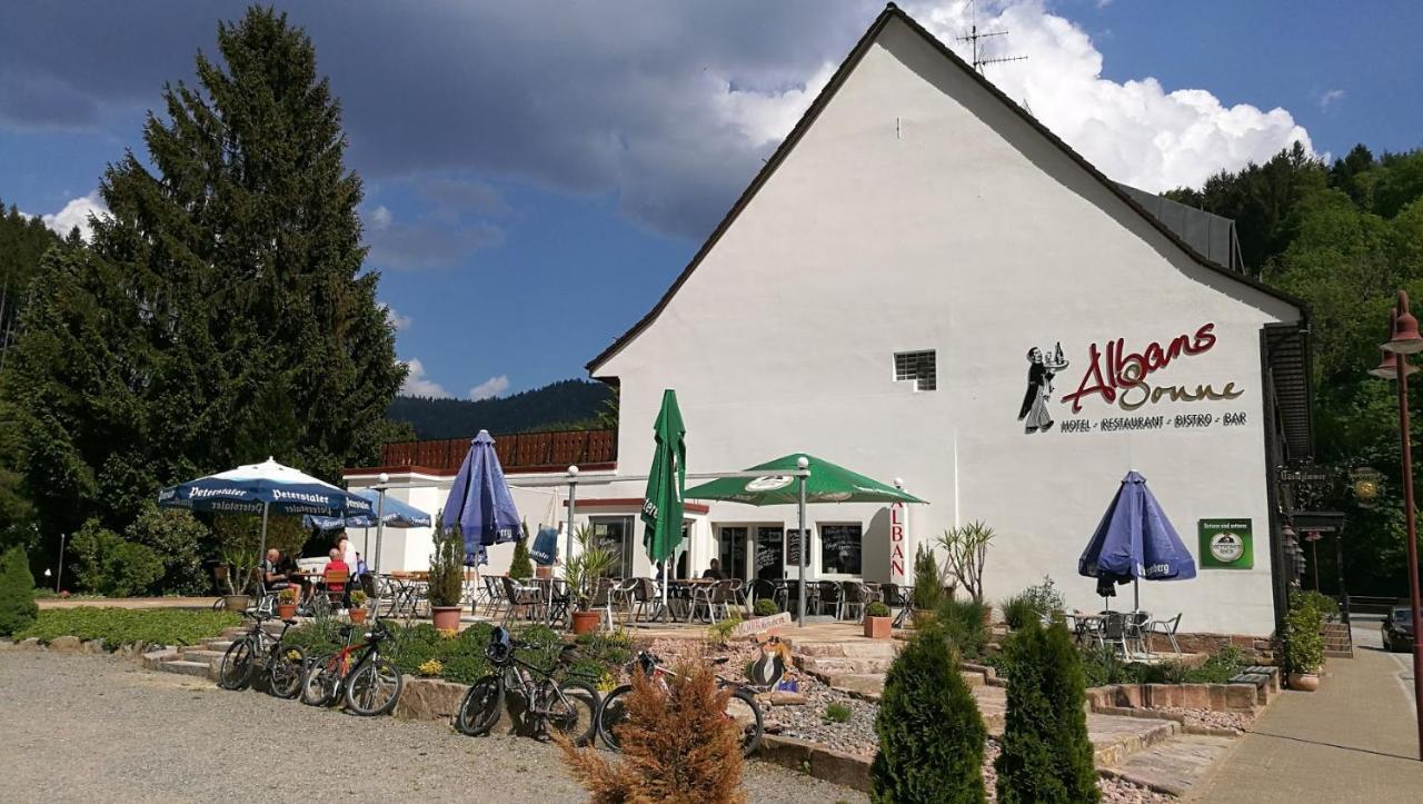 Hotel Restaurant Albans Sonne 巴特里坡德索西坡 外观 照片