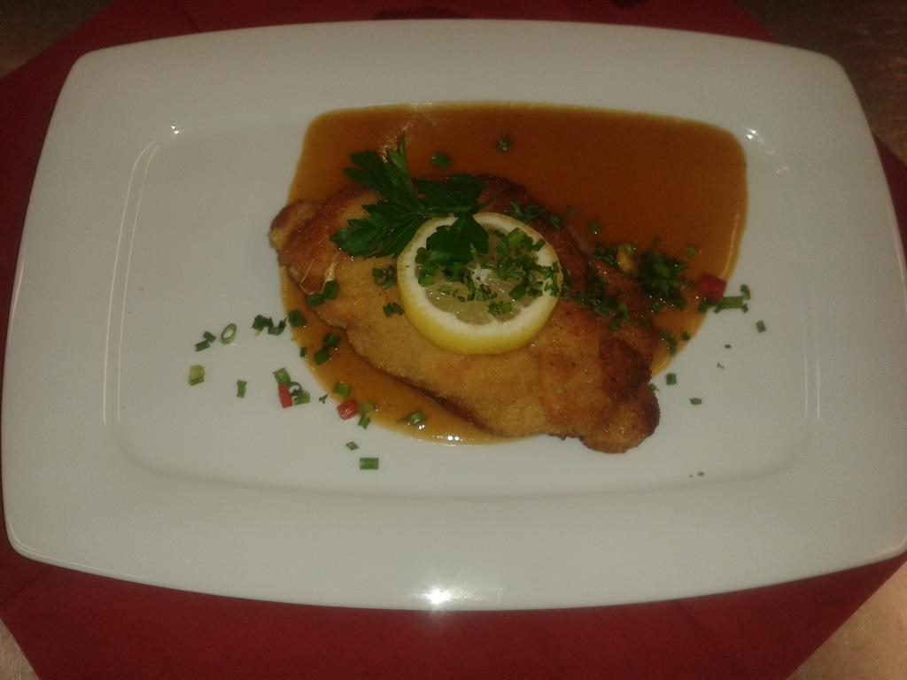 Hotel Restaurant Albans Sonne 巴特里坡德索西坡 外观 照片