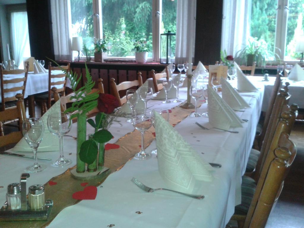 Hotel Restaurant Albans Sonne 巴特里坡德索西坡 外观 照片