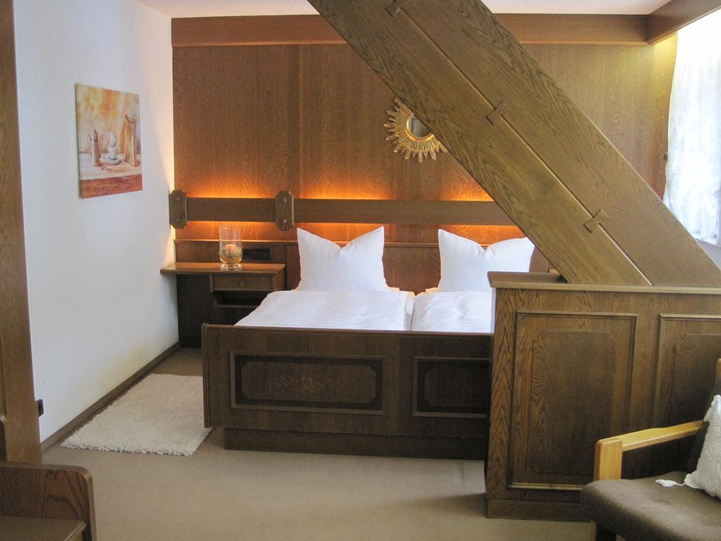 Hotel Restaurant Albans Sonne 巴特里坡德索西坡 外观 照片